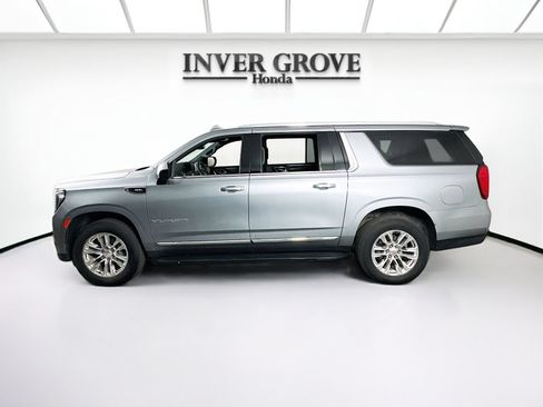 Used 2023 GMC Yukon XL SLT AWD/4WD image 8