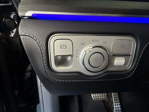 Used 2023 Mercedes-Benz GLE 53 AMG 4MATIC image 24