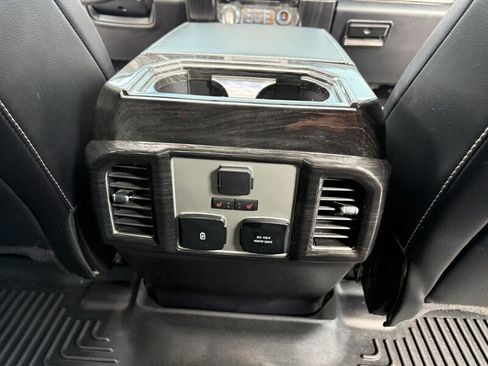 Used 2018 Ford F150 Lariat w/ Equipment Group 502A Luxury AWD/4WD image 42