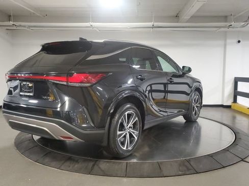 Used 2024 Lexus RX 350 Premium w/ Accessory Package (Z1) AWD/4WD image 9