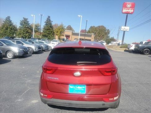 Used 2019 Kia Sportage LX image 6