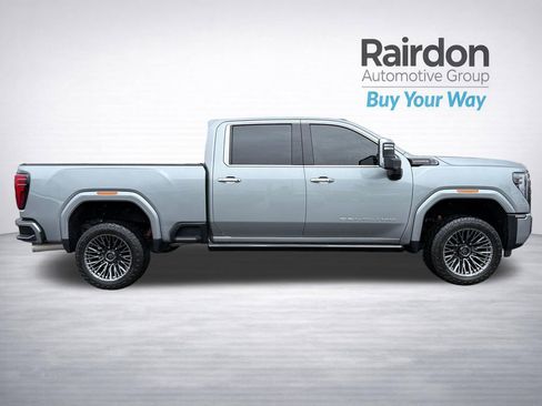 Used 2024 GMC Sierra 3500 Denali Ultimate image 10