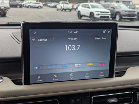 Used 2022 Lincoln Aviator Reserve w/ Equipment Group 201A image 20