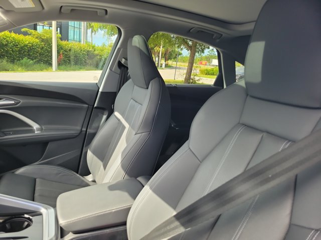 Certified 2025 Audi Q5 Premium Plus w/ Premium Plus AWD/4WD image 16