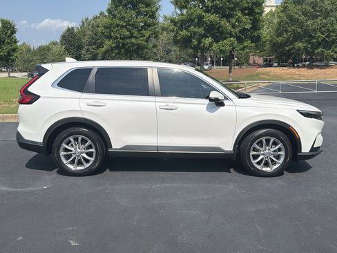 Used 2024 Honda CR-V EX-L image 10