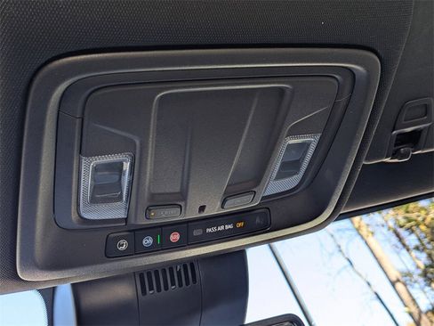 Used 2024 Chevrolet Silverado 1500 LTZ image 20