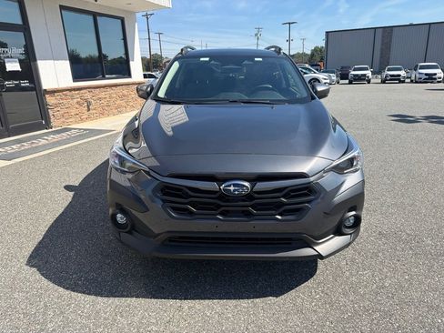 Used 2025 Subaru Crosstrek 2.5i Premium AWD/4WD image 12