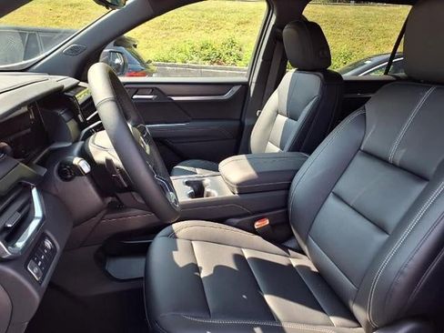 New 2026 GMC Acadia Elevation w/ Elevation Premium Package image 11