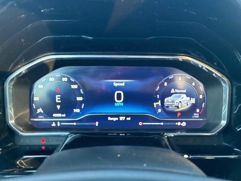 Certified 2023 Chevrolet Silverado 1500 High Country w/ Z71 Off-Road Package image 11