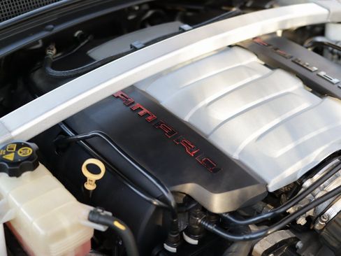 Used 2020 Chevrolet Camaro SS image 40