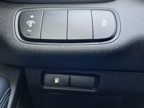 Used 2016 Kia Sorento LX w/ LX Convenience Package image 11