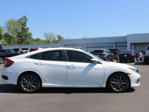 Used 2019 Honda Civic EX image 11