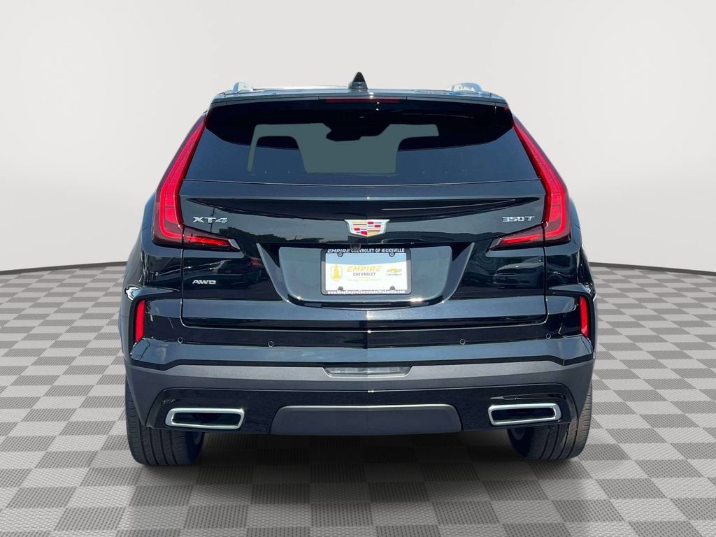 Used 2024 Cadillac XT4 Premium Luxury AWD/4WD image 6