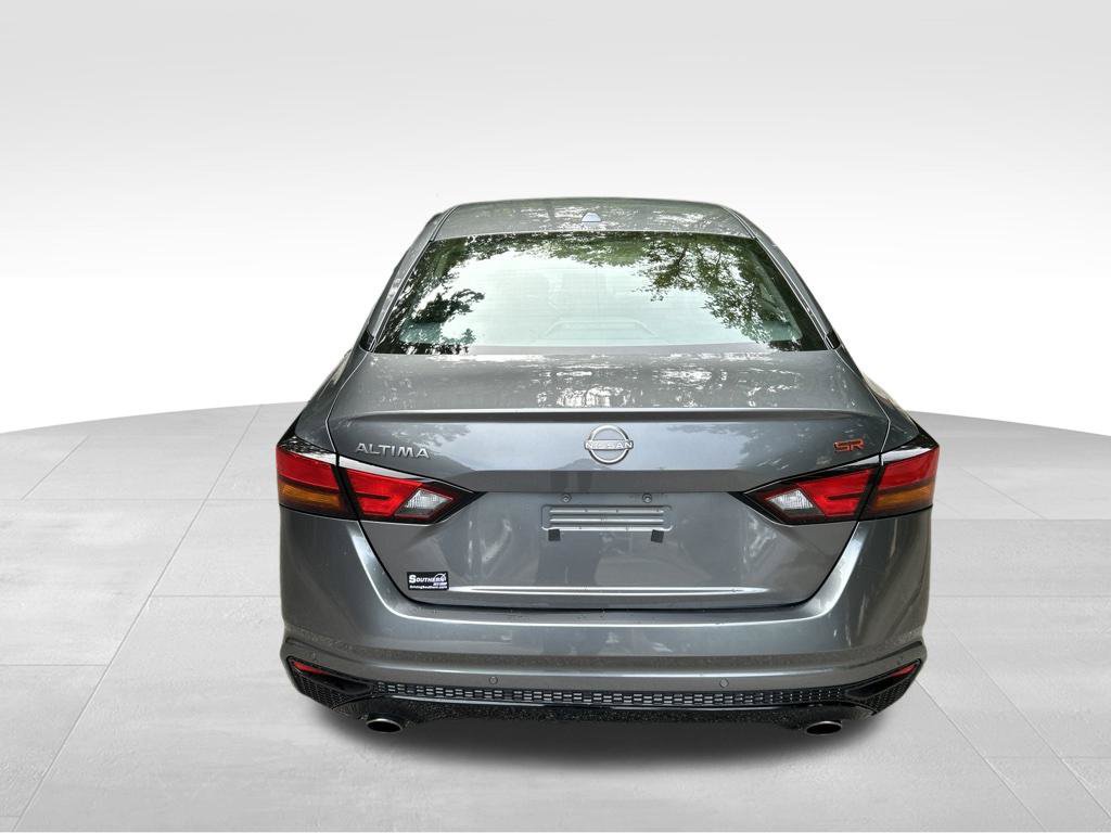 Used 2024 Nissan Altima 2.5 SR FWD image 4