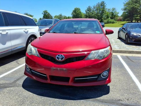 Used 2012 Toyota Camry SE FWD image 5