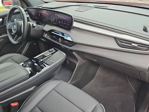 Certified 2026 Buick Enclave Preferred FWD image 26