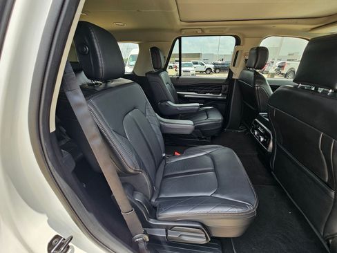 Used 2020 Ford Expedition Platinum RWD image 28