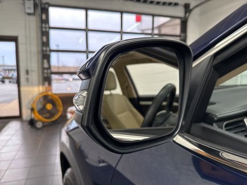 Used 2015 Toyota Highlander XLE image 14