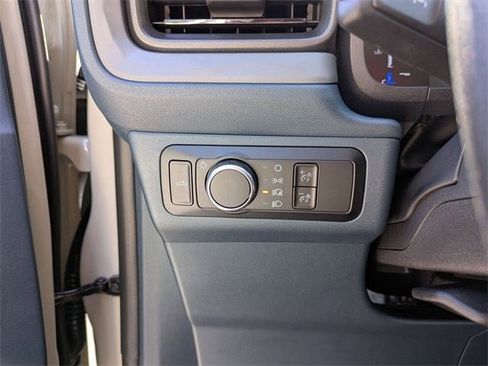 New 2025 Ford Maverick XL w/ Equipment Group 102A image 16