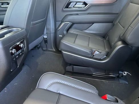 New 2026 GMC Yukon Denali w/ Advanced Technology Package AWD/4WD image 13