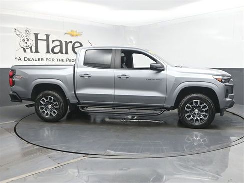 Used 2023 Chevrolet Colorado LT w/ LT Convenience Package III image 1