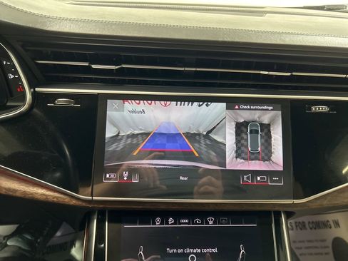 Used 2022 Audi Q7 3.0T Prestige image 33