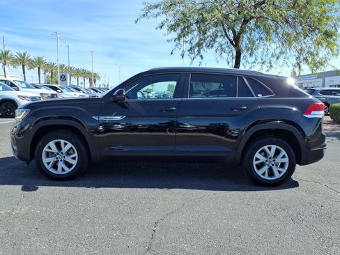 Certified 2021 Volkswagen Atlas Cross Sport S image 4