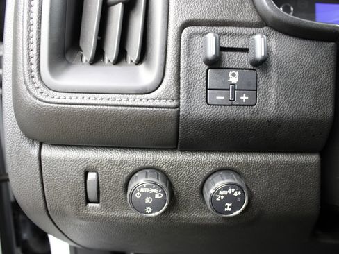 Used 2020 GMC Canyon SLE w/ Driver Alert Package AWD/4WD image 46