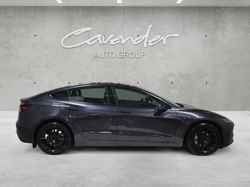 Used 2024 Tesla Model 3 Standard Range RWD image 17