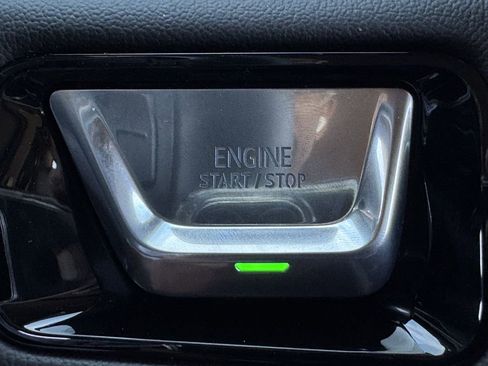 New 2026 GMC Yukon XL Denali w/ Denali Reserve Package image 17