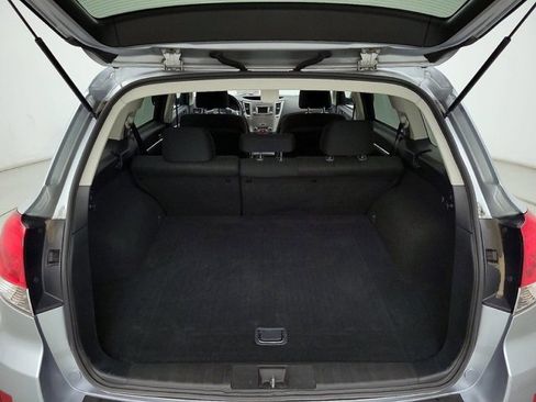 Used 2015 Subaru Outback 2.5i Premium image 6