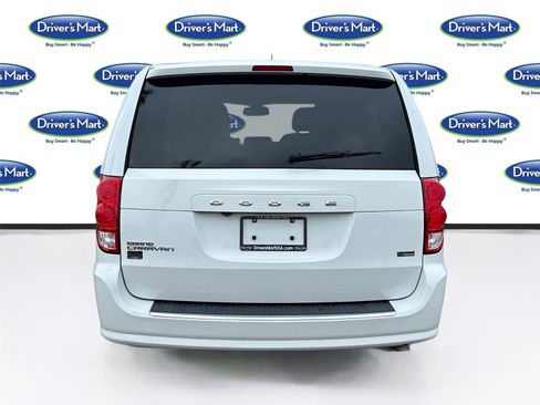 Used 2019 Dodge Grand Caravan SE image 7
