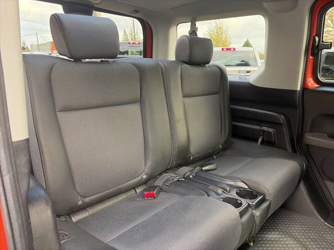 Used 2005 Honda Element EX image 12