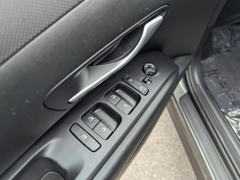 Used 2023 Hyundai Tucson SEL w/ Cargo Package image 14