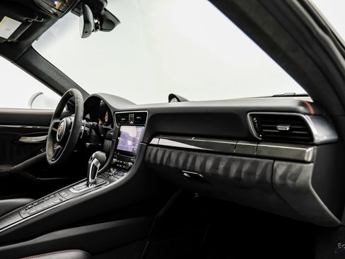 Used 2019 Porsche 911 GT3 RS RWD image 59