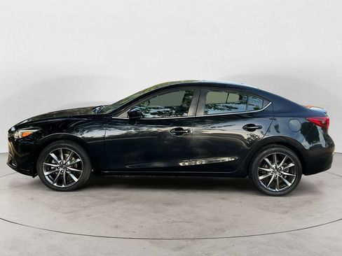 Used 2018 MAZDA MAZDA3 Grand Touring w/ Premium Equipment Package FWD image 12