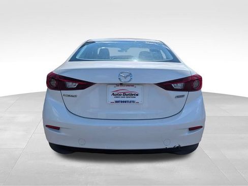 Used 2017 MAZDA MAZDA3 Touring FWD image 6