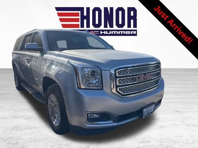 Used 2017 GMC Yukon XL SLT