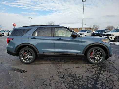 New 2026 Ford Explorer ST w/ Sun And Sound Package image 3