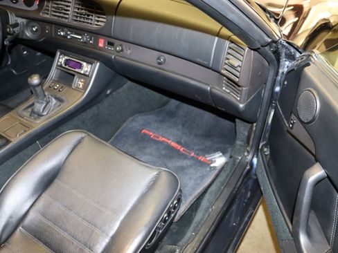 Used 1993 Porsche 968 Cabriolet RWD image 23