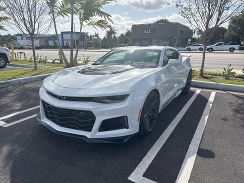 Used 2018 Chevrolet Camaro ZL1 image 3
