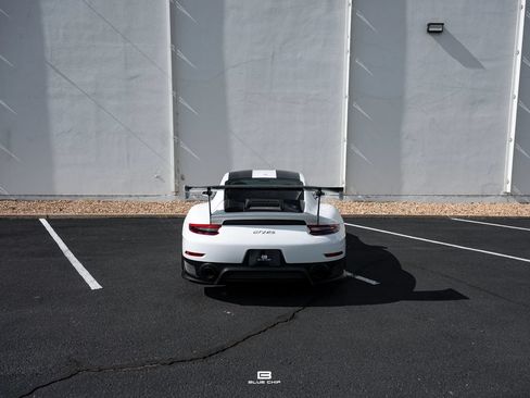 Used 2018 Porsche 911 GT2 RS RWD image 5