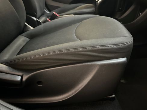 Used 2021 Chevrolet Spark LT image 23