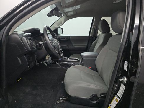 Used 2023 Toyota Tacoma SR image 6