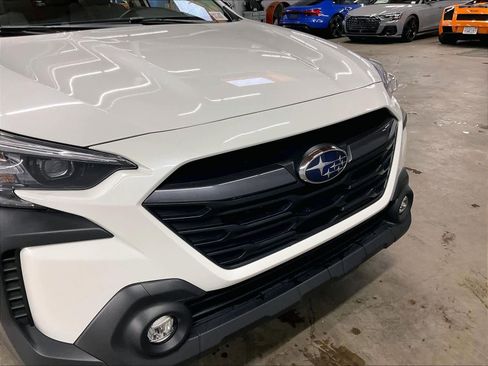 Used 2025 Subaru Outback Premium image 30