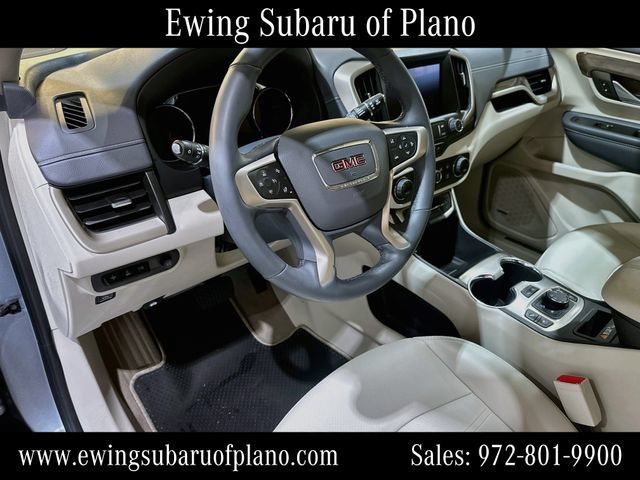 Used 2023 GMC Terrain Denali w/ Denali Premium Package AWD/4WD image 9