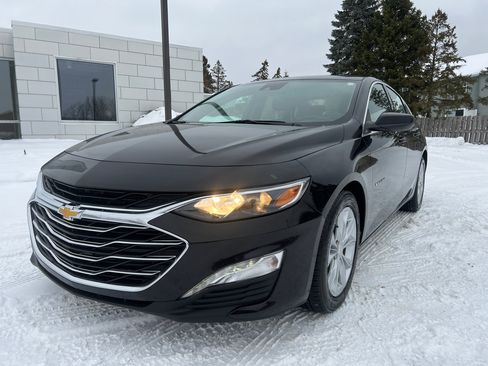 Used 2023 Chevrolet Malibu LT image 1