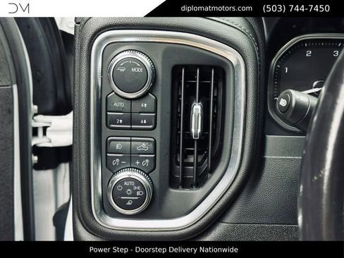 Used 2022 GMC Sierra 3500 Denali AWD/4WD image 32