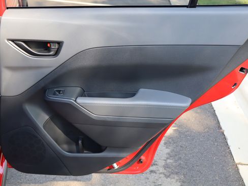 New 2025 Subaru Crosstrek 2.0i Premium image 18