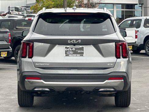 New 2026 Kia Sorento EX AWD/4WD image 5